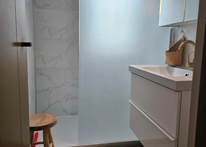 O'blanche, Viroinval Chalet *